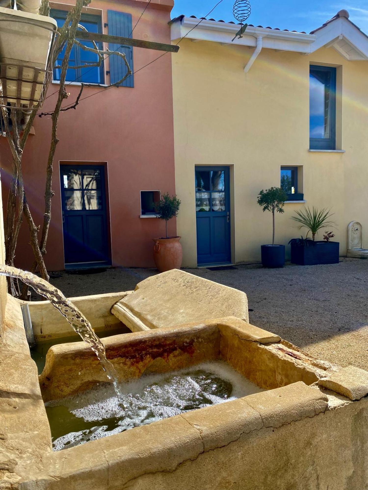 Le Domaine D'Adrien Apartment Larnage Bagian luar foto