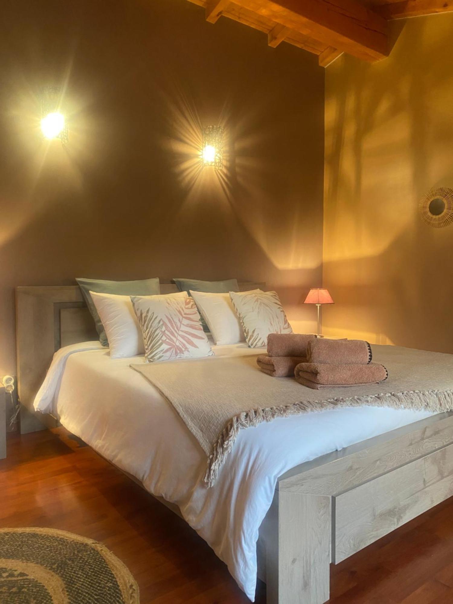 Le Domaine D'Adrien Apartment Larnage Bagian luar foto