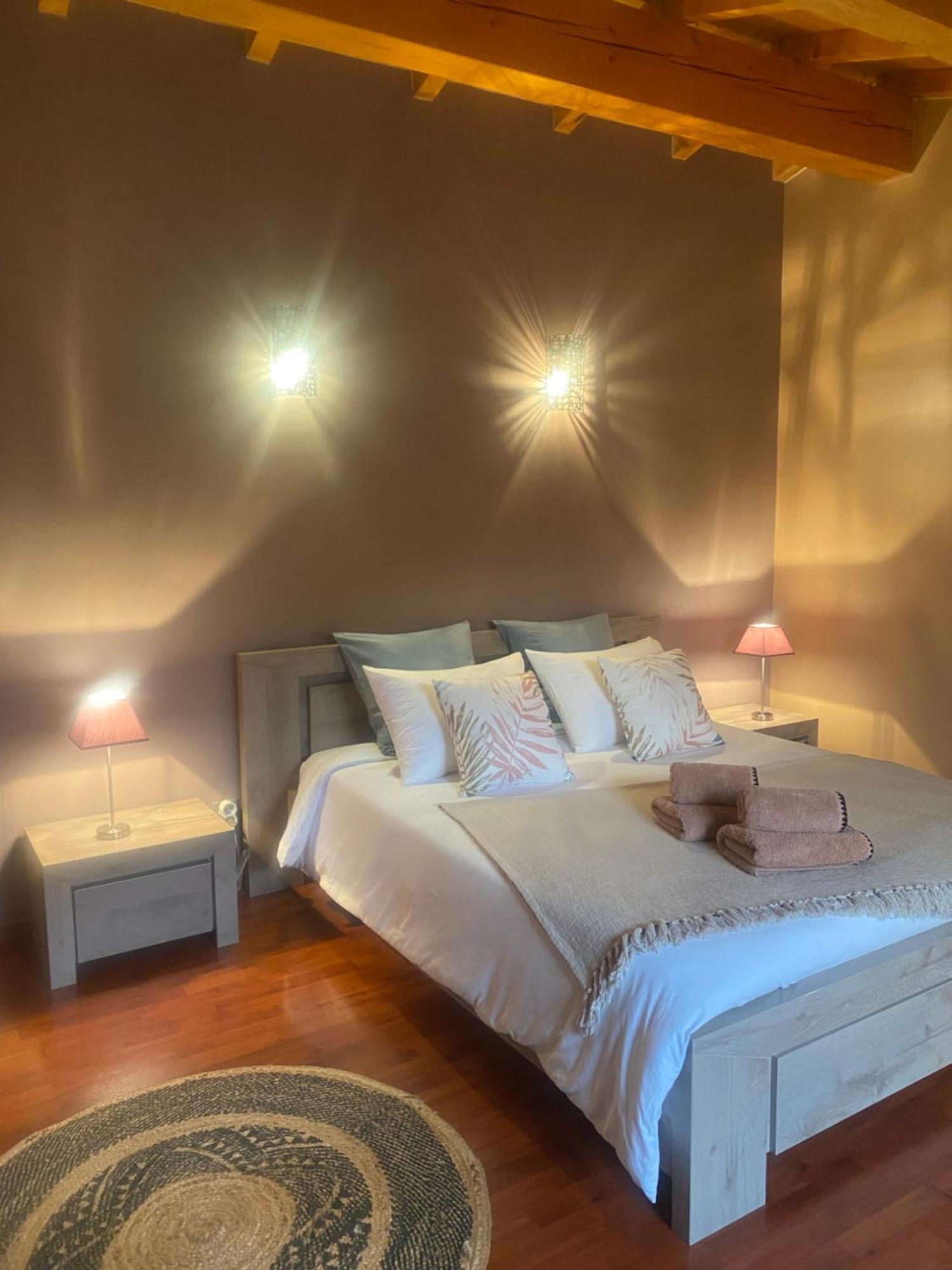 Le Domaine D'Adrien Apartment Larnage Bagian luar foto