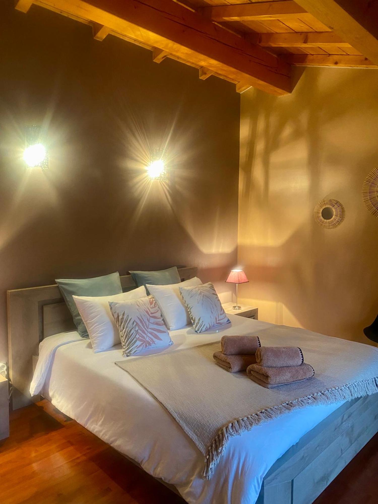 Le Domaine D'Adrien Apartment Larnage Bagian luar foto